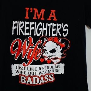 EUC I’m a Firefighter’s Wife Soft Black Bella Tee‎